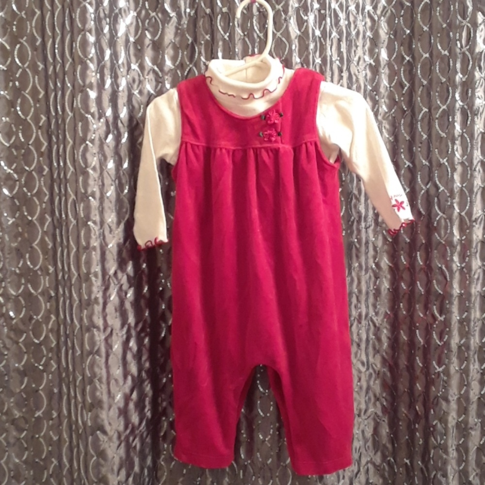 Oshkosh Baby LG 6-9 Mons. 2-piece Holiday Romper